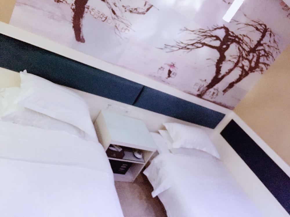 Xinghe Xinfeng Hotel Kanton Zewnętrze zdjęcie